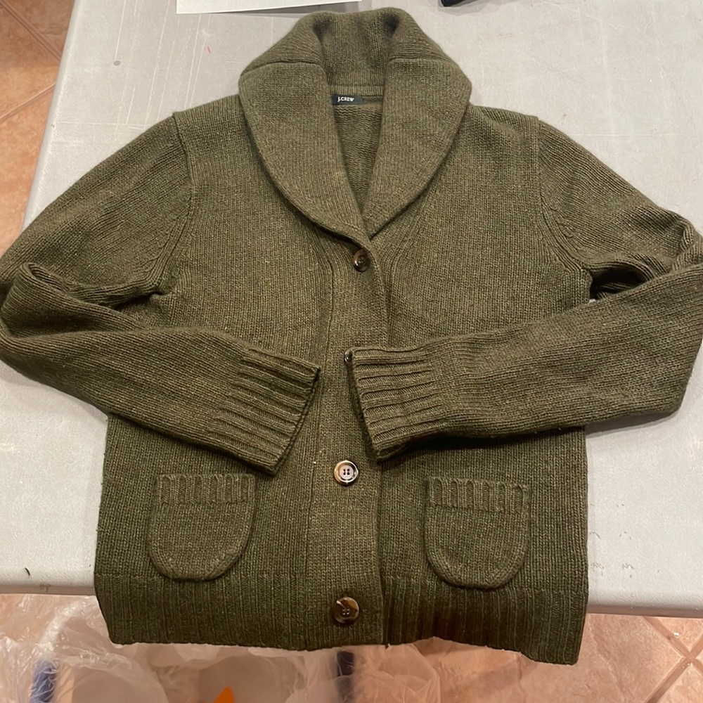 J. Crew Men's Medium Cardigan Sweater Lambswool Green olive